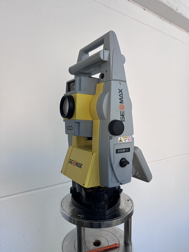 Zoom95 3" A5 Package containing Zoom95 Fully Robotic Total Unidad Demo