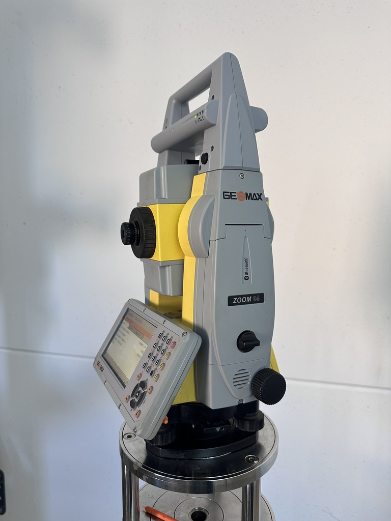 Zoom95 3" A10 Package containing Zoom95 Fully Robotic Total