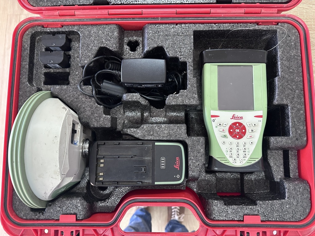 Leica Viva GNSS  Receptor GS12 **OCASION**